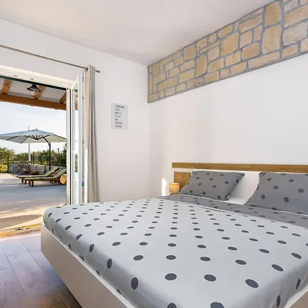 Bajadera Hotel Puljane